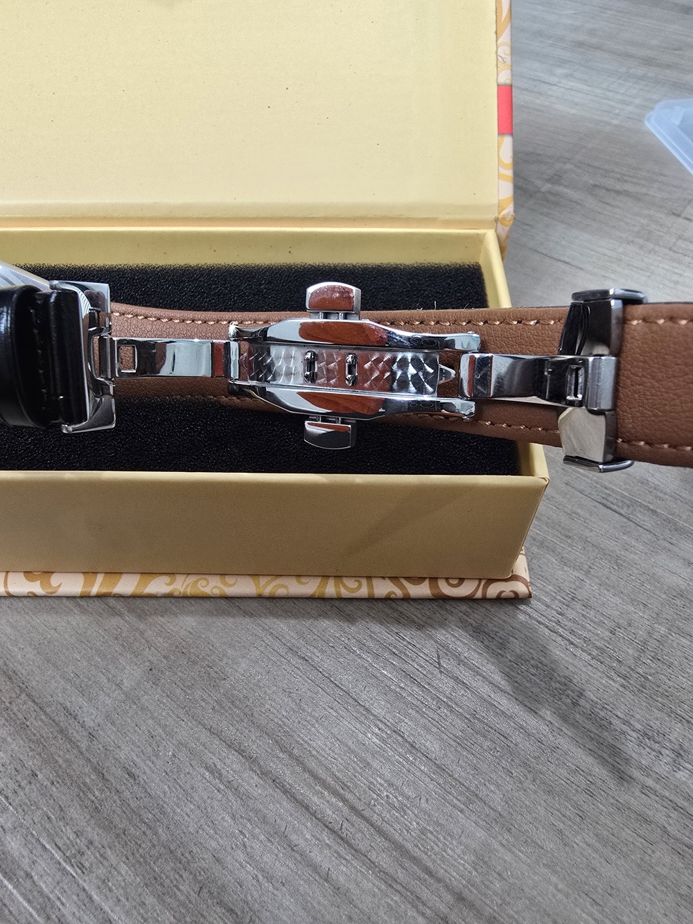 Men’s Black Leather Strap Authomatic Watch - Picture 4 of 10